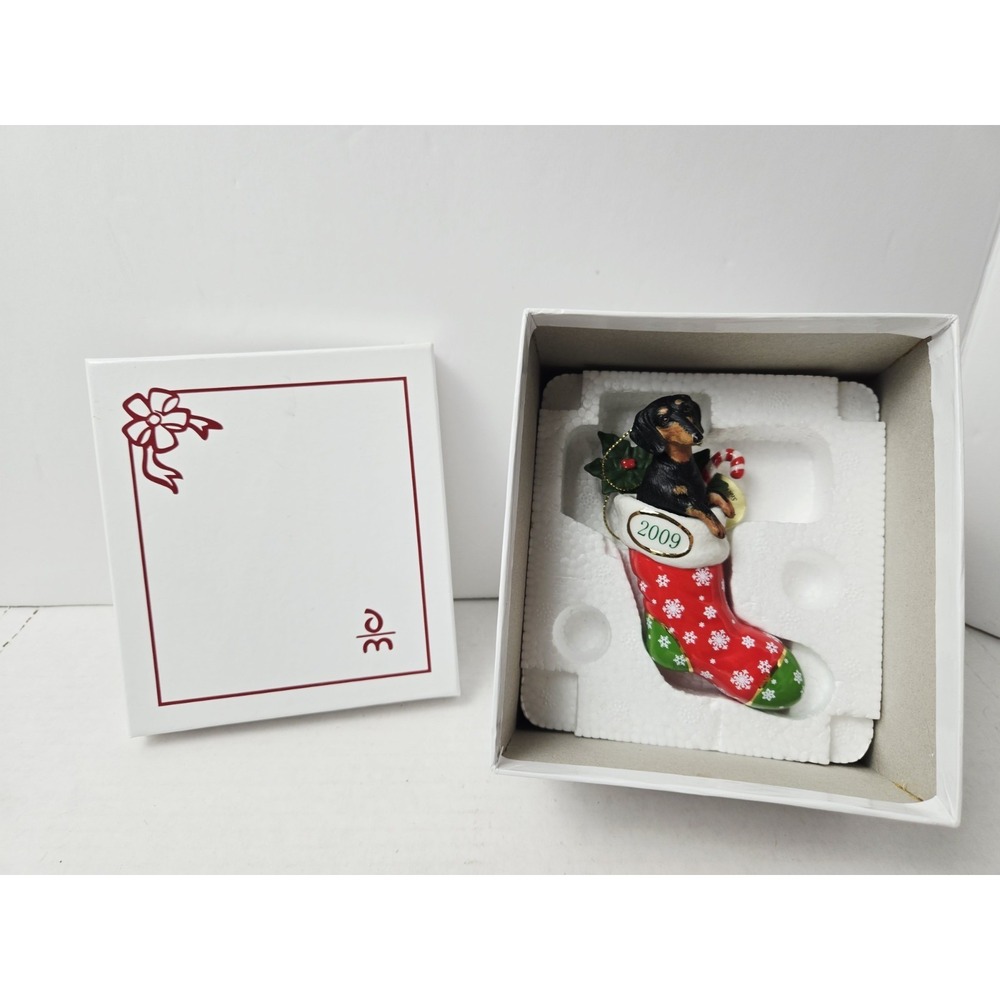 Danbury Mint Dachshund dog figurine stocking 2009 w/ box